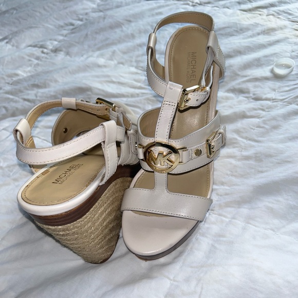 Michael Kors - Mackenzie Wedge Sandal eggshell white size 7.5 Open Toe platform - Picture 11 of 15